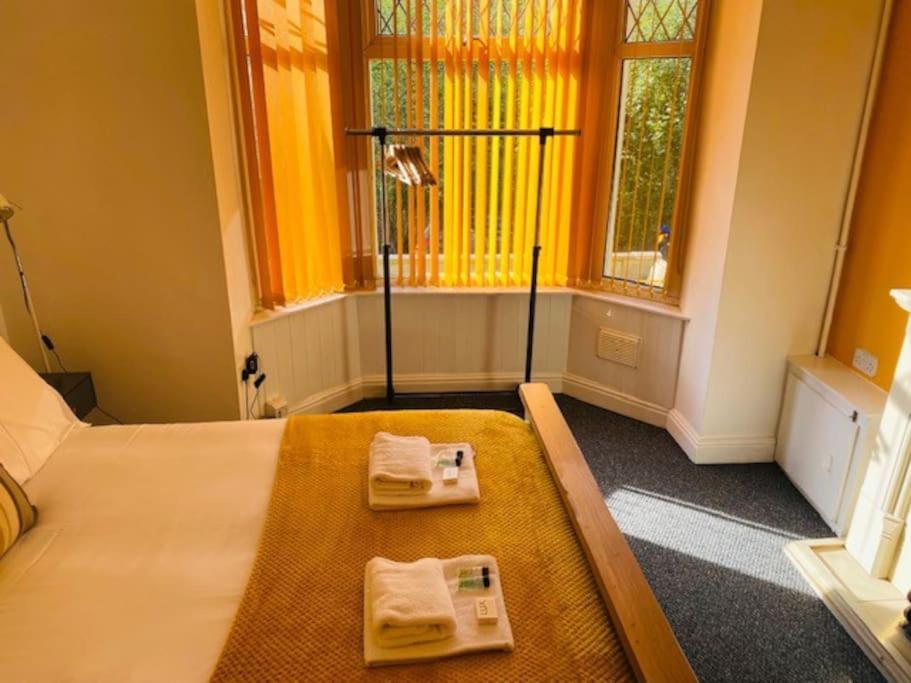 Villa Goldcroft Abertillery Esterno foto