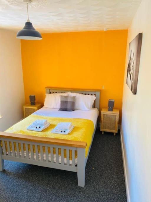 Villa Goldcroft Abertillery Esterno foto