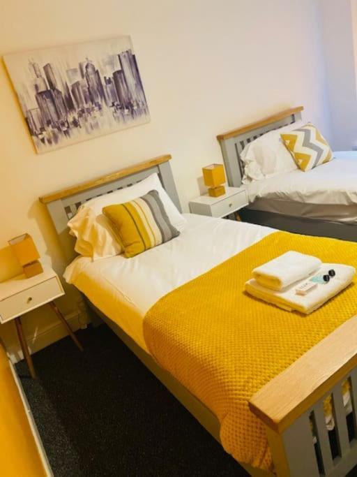 Villa Goldcroft Abertillery Esterno foto