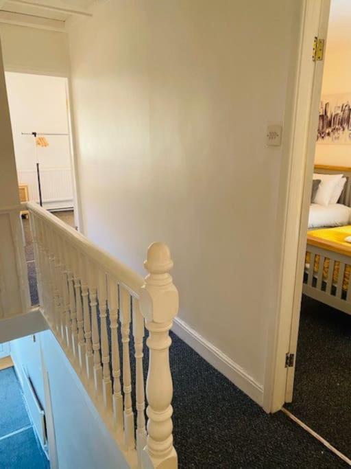 Villa Goldcroft Abertillery Esterno foto